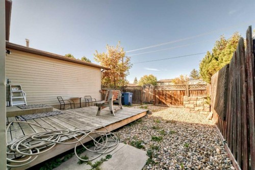 197 Cedardale Road Sw, Calgary, AB 