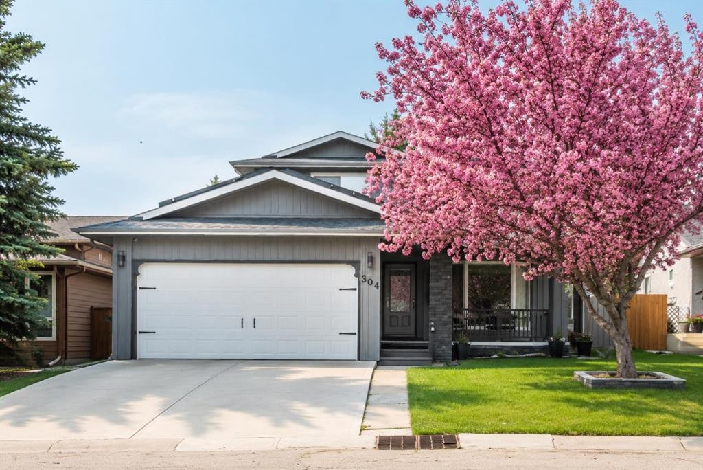 304 Shawcliffe Circle Sw, Calgary, AB