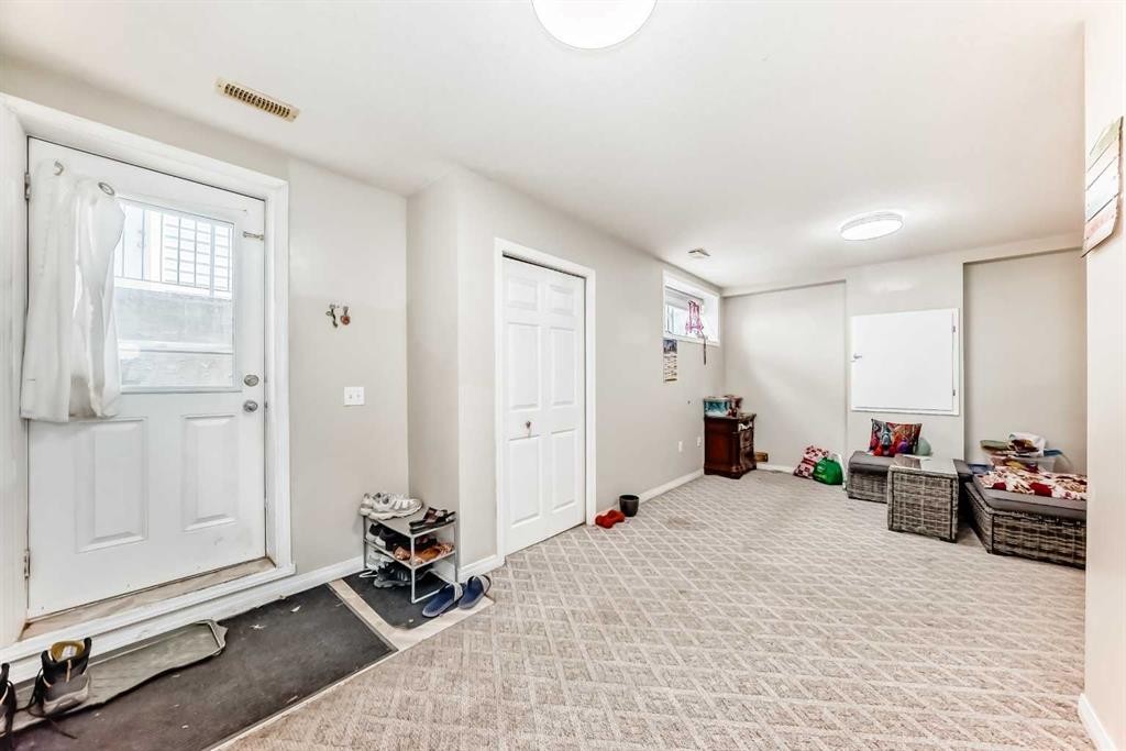 398 Martindale Drive Ne, Calgary, AB