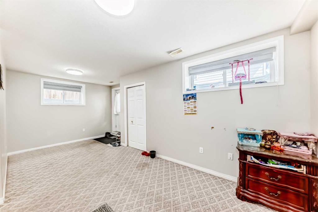 398 Martindale Drive Ne, Calgary, AB