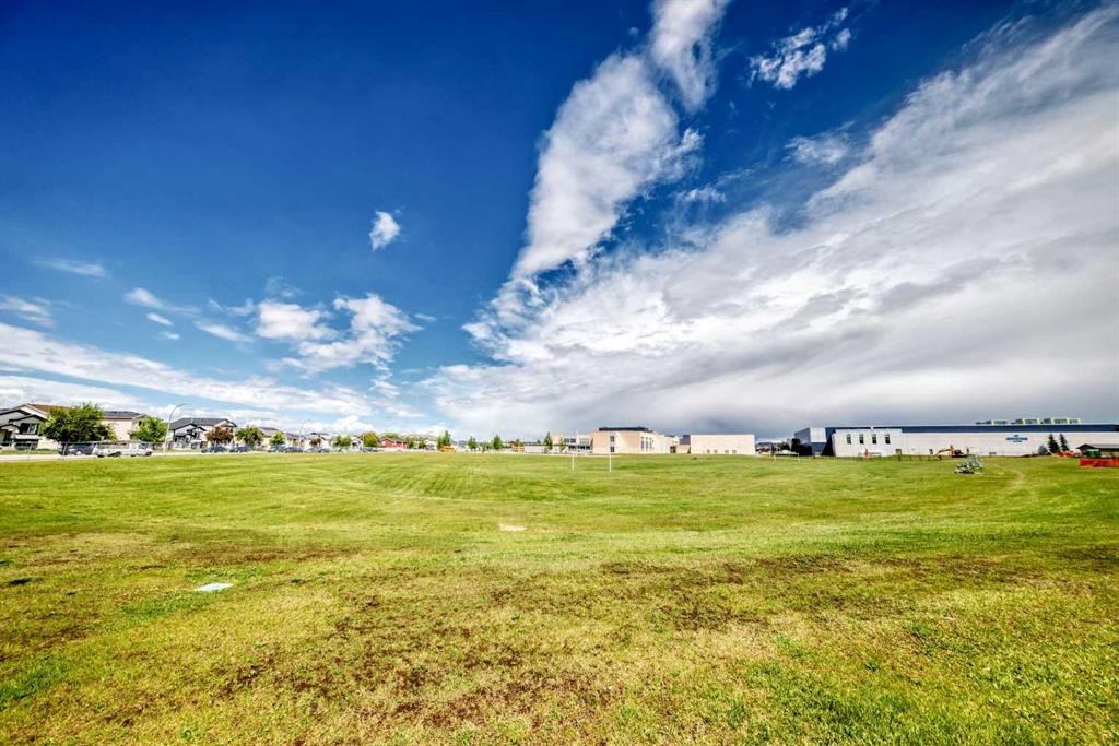 398 Martindale Drive Ne, Calgary, AB