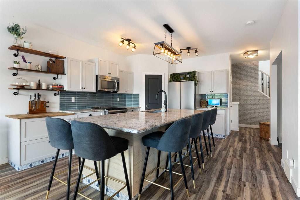 174 Fireside Place, Cochrane, AB