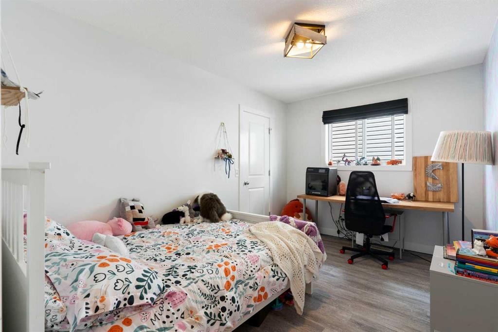 174 Fireside Place, Cochrane, AB