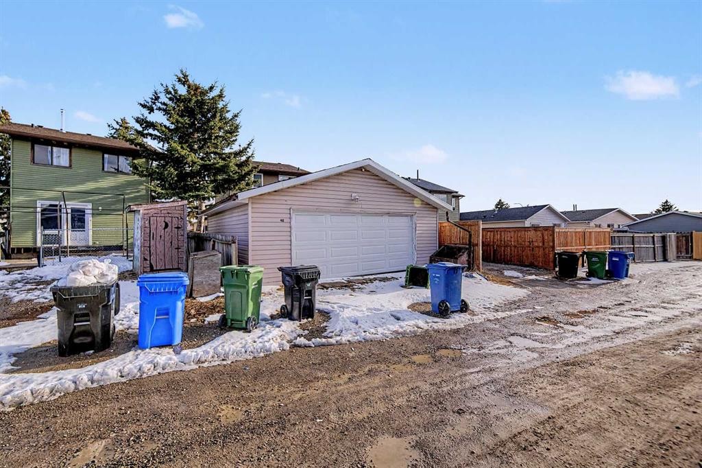 48 Whitworth Way Ne, Calgary, AB