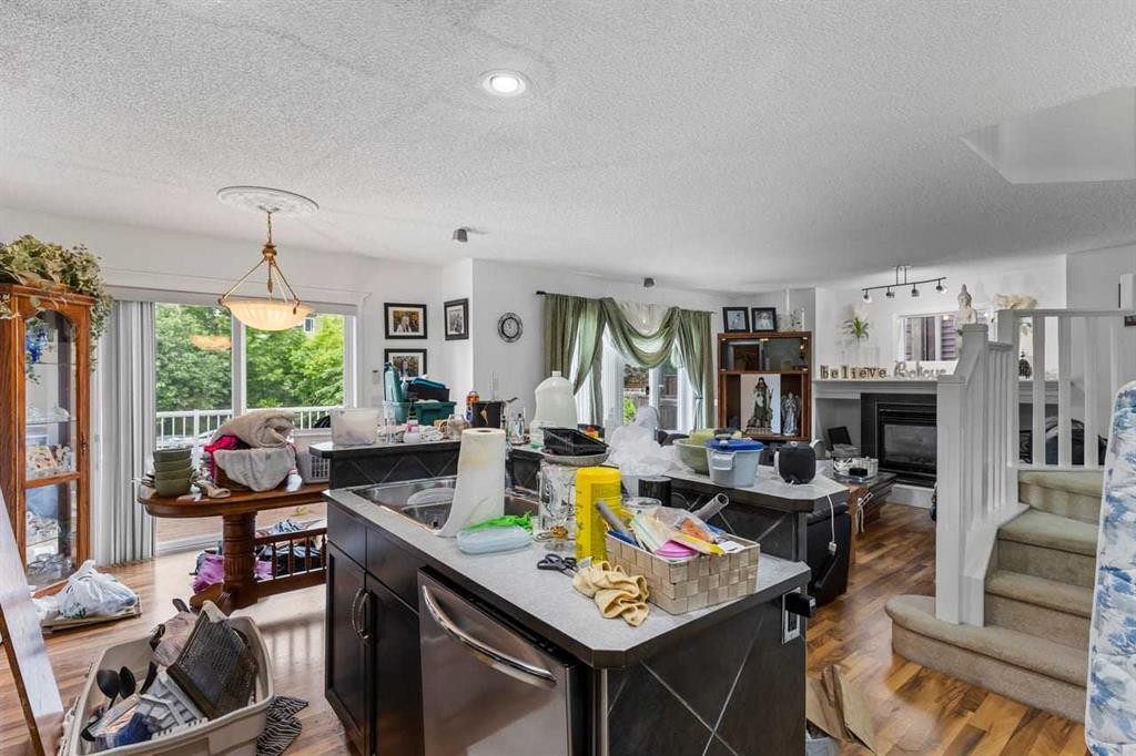 303 Bridlemeadows Common Sw, Calgary, AB