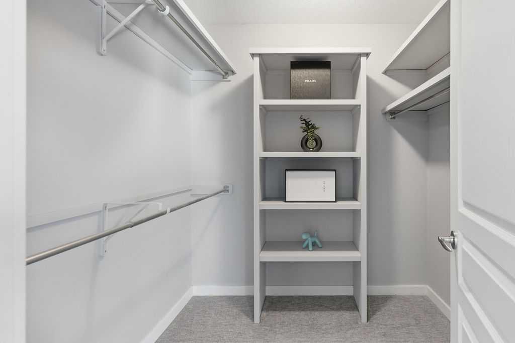 122 Ypres Green Sw, Calgary, AB - Indoor With Storage