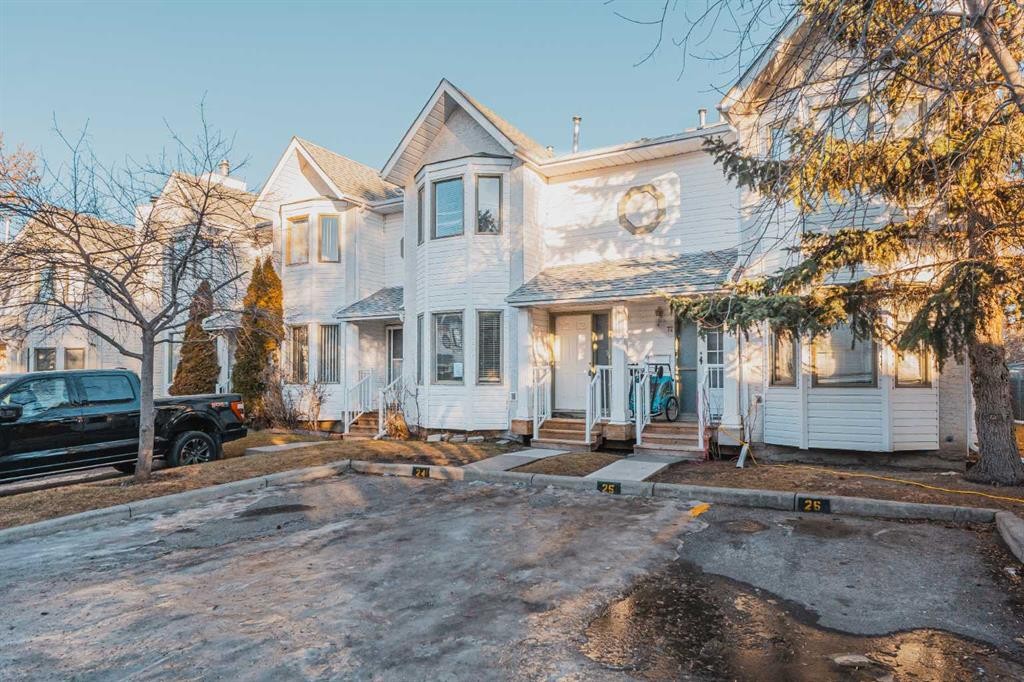 68 Abbeydale Villas Ne, Calgary, AB