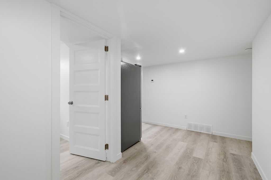 205 Cityscape Gardens Ne, Calgary, AB - Indoor Photo Showing Other Room