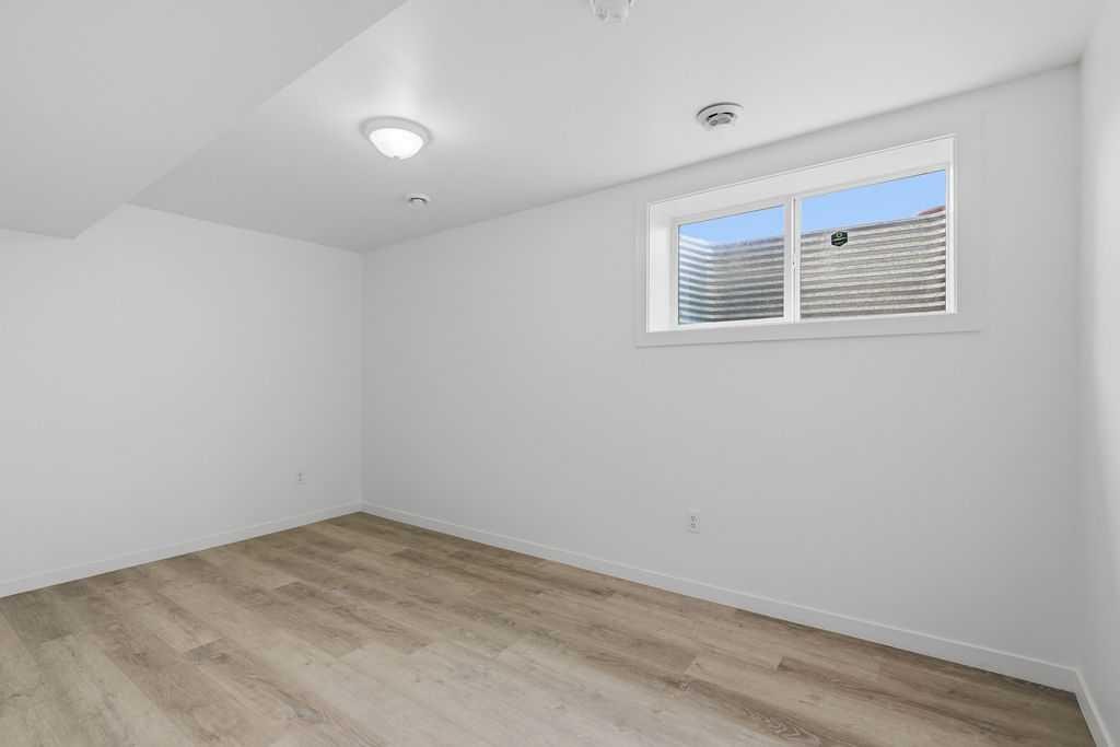 205 Cityscape Gardens Ne, Calgary, AB - Indoor Photo Showing Other Room