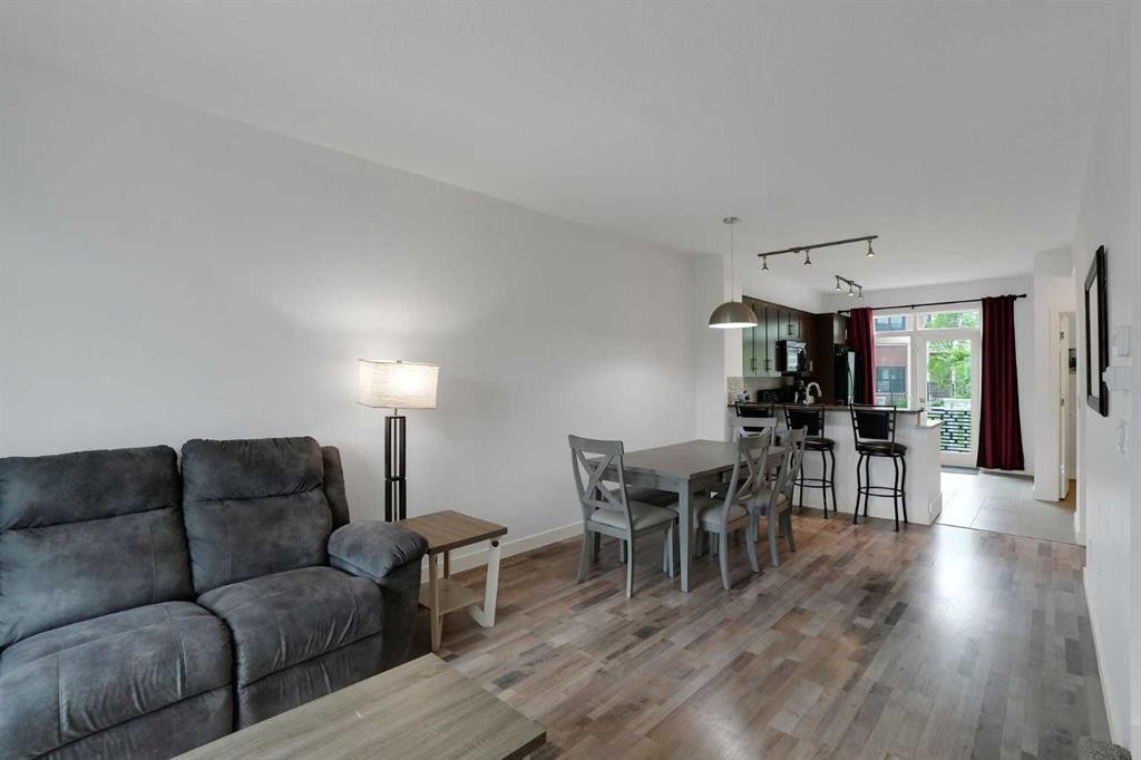 575 Sherwood Boulevard Nw, Calgary, AB