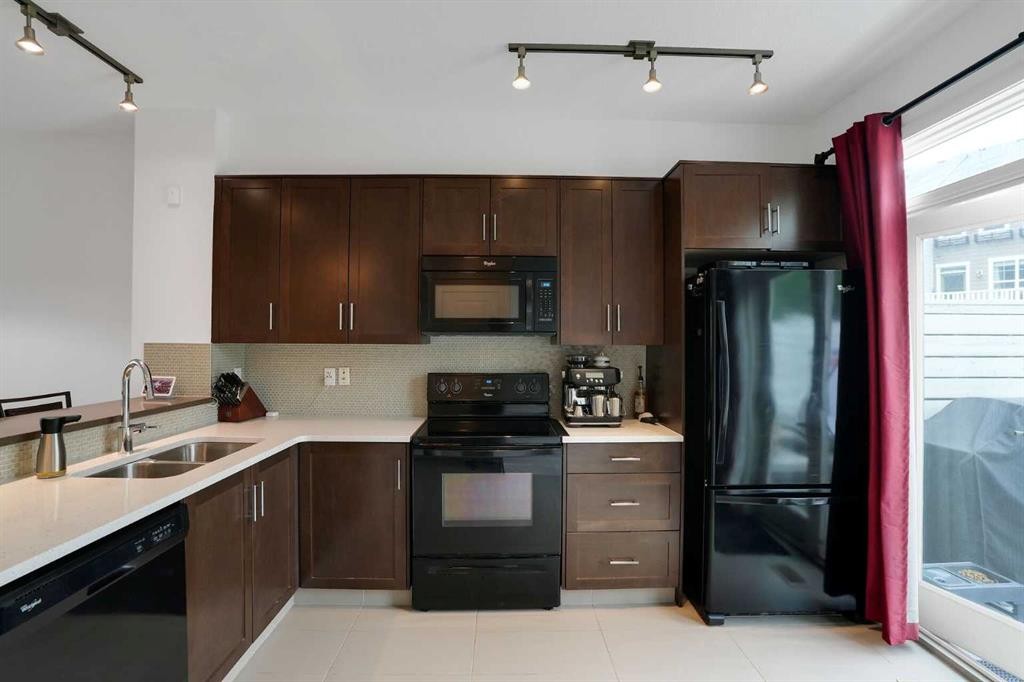 575 Sherwood Boulevard Nw, Calgary, AB