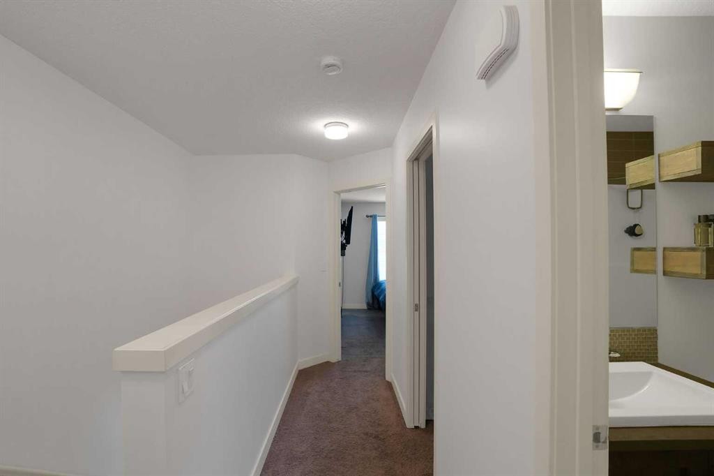 575 Sherwood Boulevard Nw, Calgary, AB