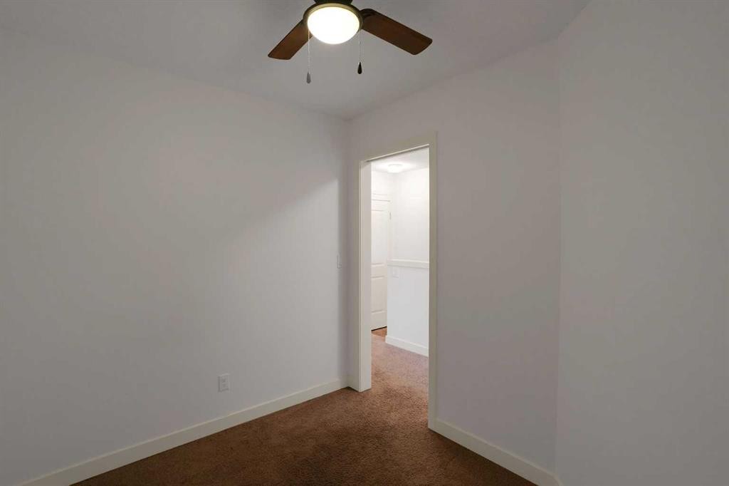 575 Sherwood Boulevard Nw, Calgary, AB