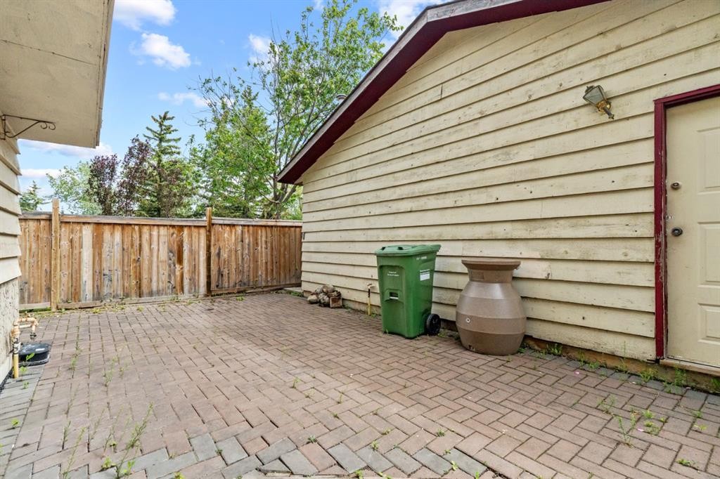 72 Templeson Way Ne, Calgary, AB - Outdoor With Exterior