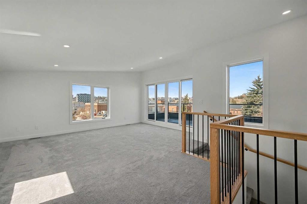 753 Centre Avenue Ne, Calgary, AB - Indoor