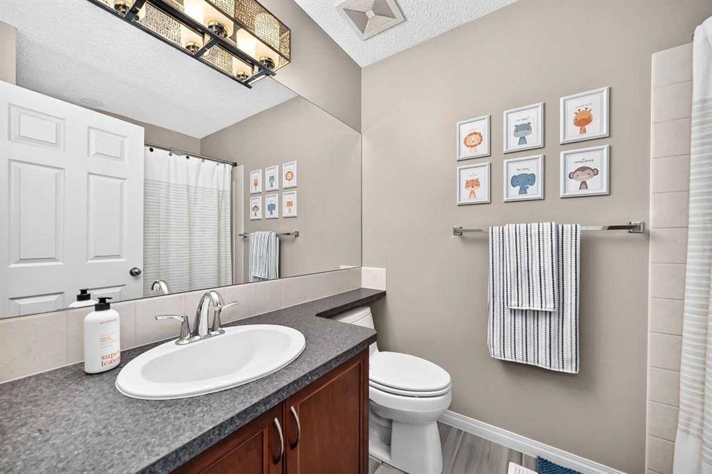 36 New Brighton Link Se, Calgary, AB
