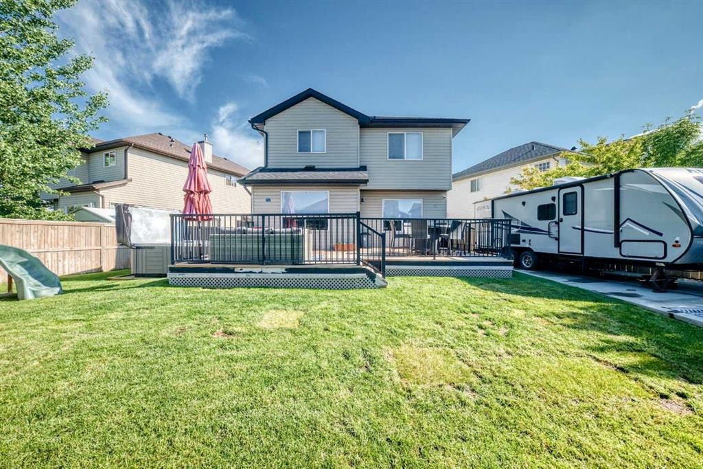 36 New Brighton Link Se, Calgary, AB