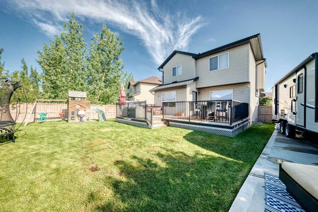 36 New Brighton Link Se, Calgary, AB