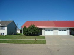 317 Railway Avenue Trochu, AB T0M 2C0