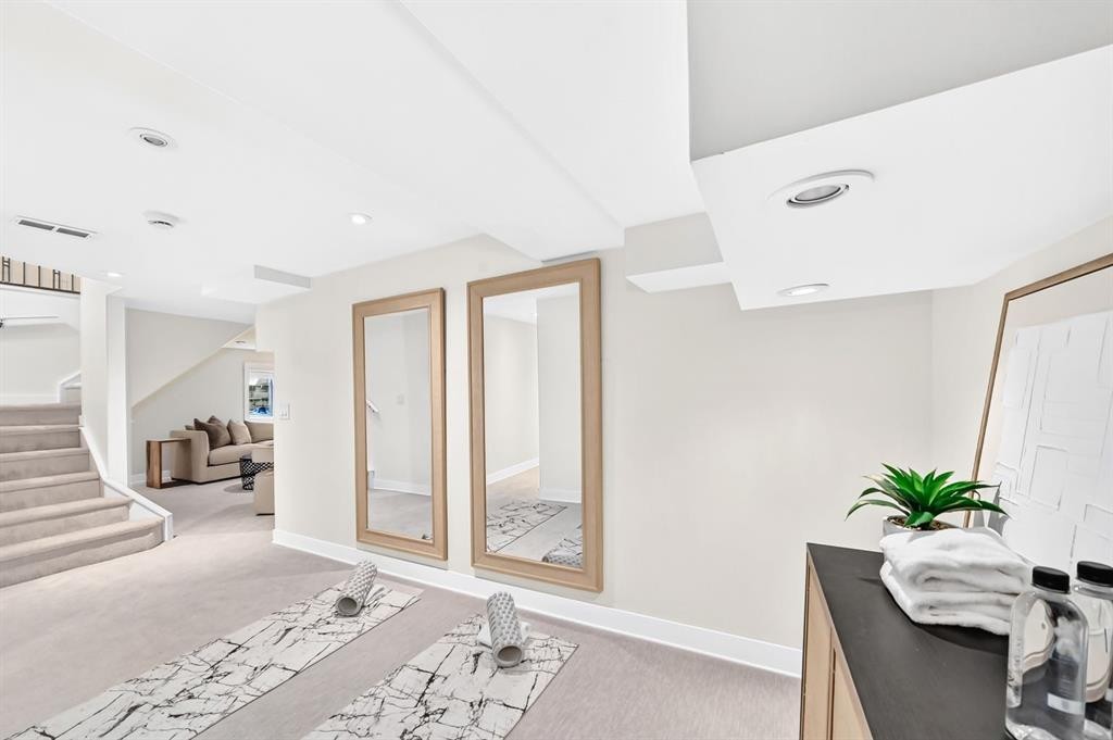 2623 Glenmount Drive Sw, Calgary, AB - Indoor