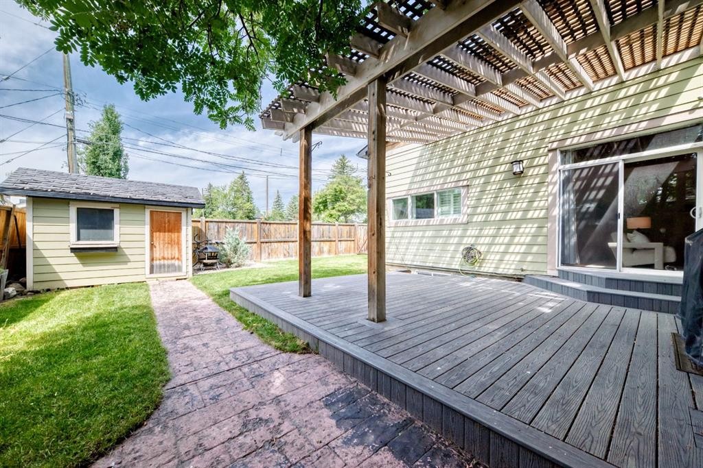 2623 Glenmount Drive Sw, Calgary, AB - Outdoor With Deck Patio Veranda With Exterior