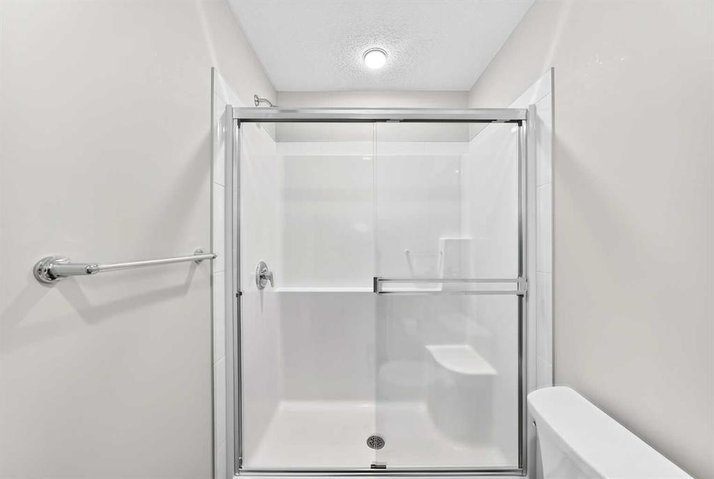 112 Carrington Boulevard Nw, Calgary, AB - Indoor Photo Showing Bathroom