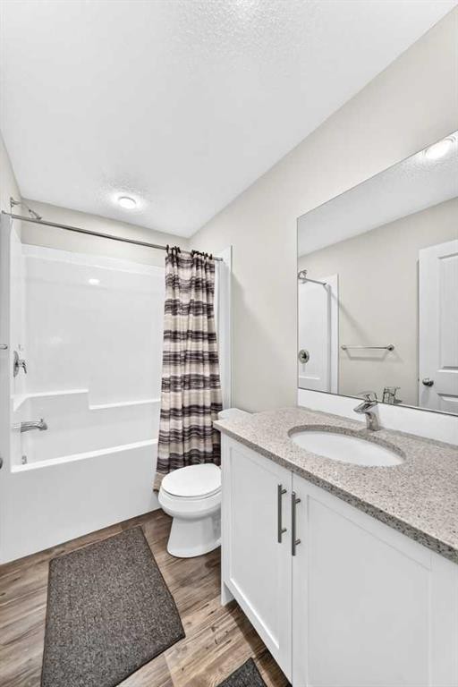 112 Carrington Boulevard Nw, Calgary, AB - Indoor Photo Showing Bathroom