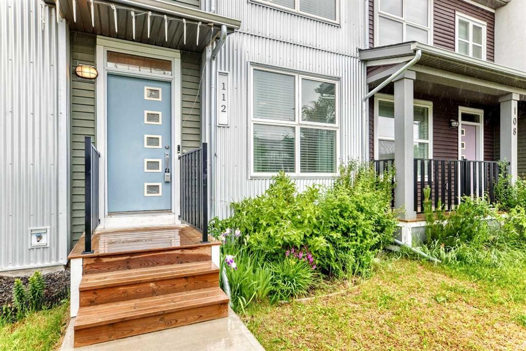 112 Carrington Boulevard Nw, Calgary, AB - Outdoor