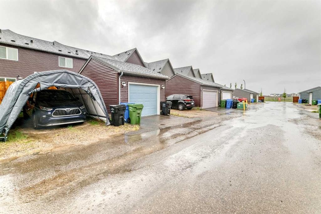 112 Carrington Boulevard Nw, Calgary, AB - Outdoor