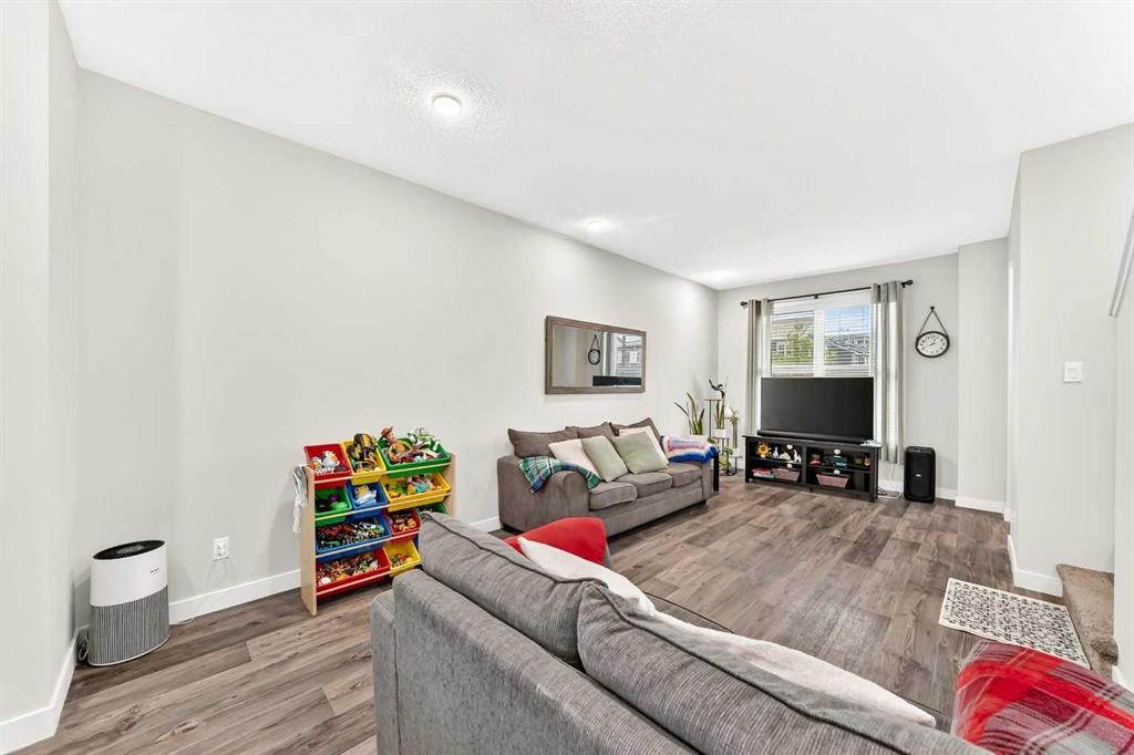 112 Carrington Boulevard Nw, Calgary, AB - Indoor Photo Showing Living Room