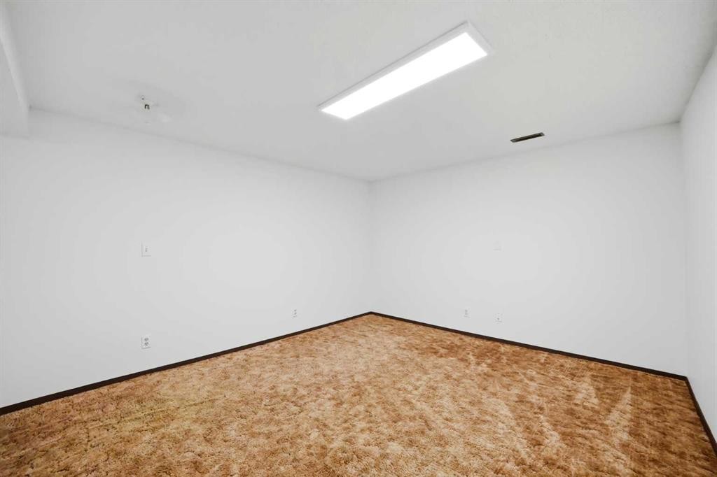 5608 Rundlehorn Drive Ne, Calgary, AB