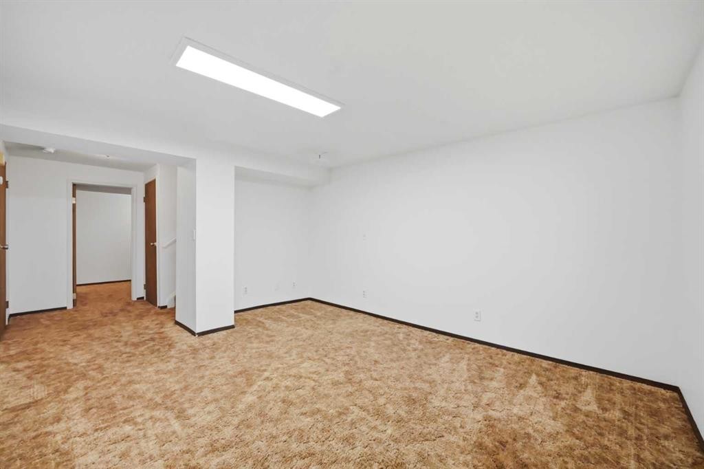 5608 Rundlehorn Drive Ne, Calgary, AB