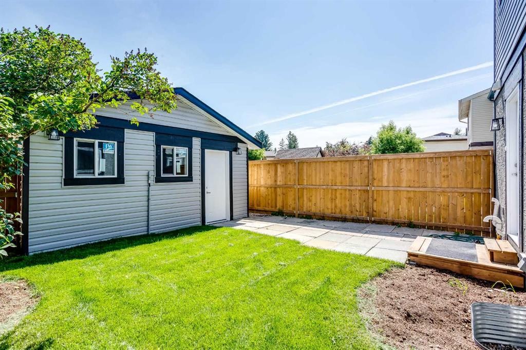 68 Abergale Way Ne, Calgary, AB