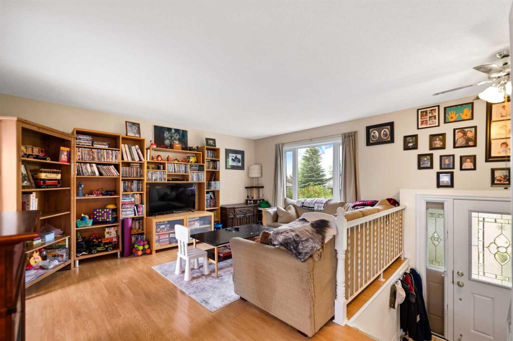 323 Maddock Crescent Ne, Calgary, AB