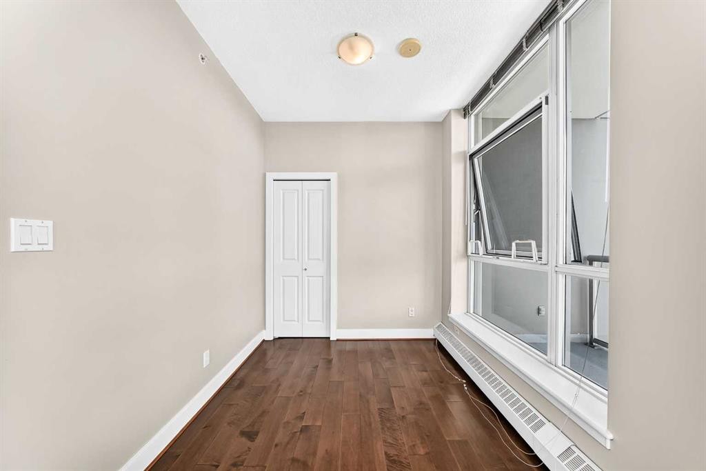 1407-77 Spruce Place Sw, Calgary, AB