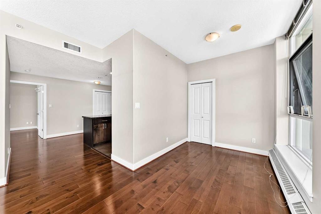 1407-77 Spruce Place Sw, Calgary, AB