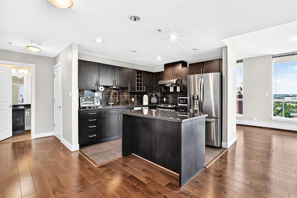 1407-77 Spruce Place Sw, Calgary, AB
