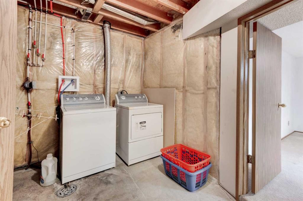232 Erin Woods Drive Se, Calgary, AB