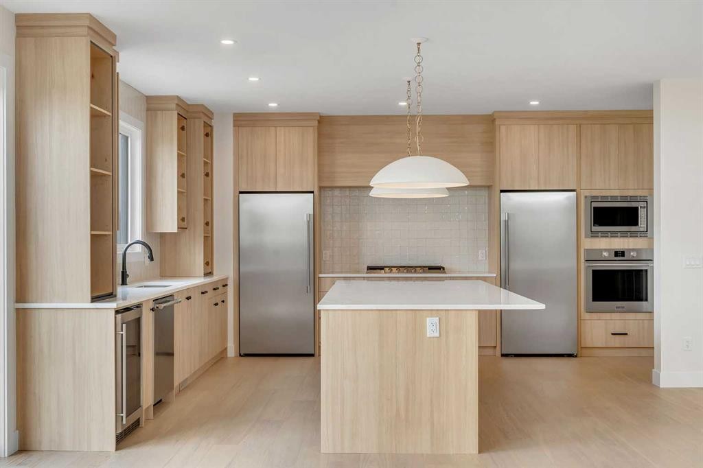 99 South Shore Road, Chestermere, AB - Indoor Photo Showing Kitchen With Stainless Steel Kitchen