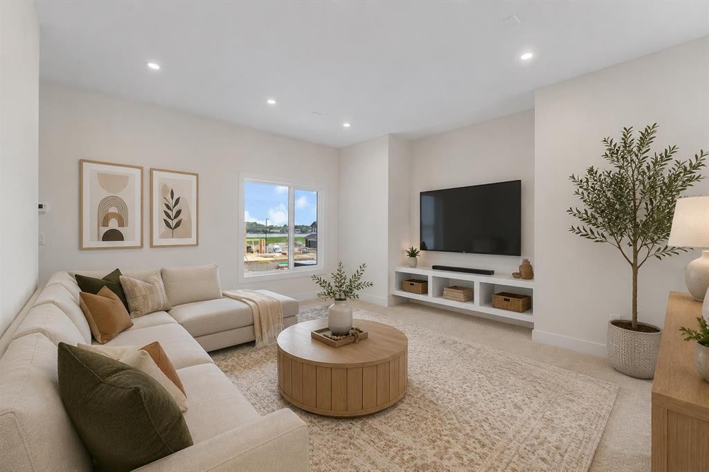 99 South Shore Road, Chestermere, AB - Indoor Photo Showing Living Room