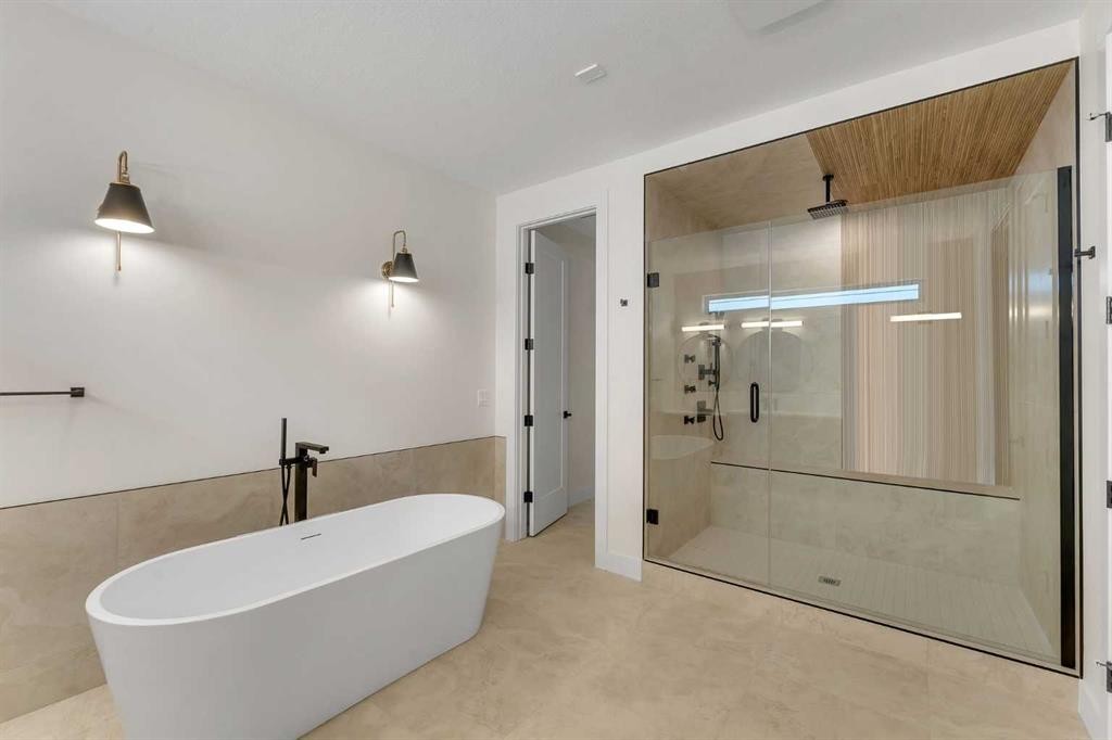 99 South Shore Road, Chestermere, AB - Indoor Photo Showing Bathroom