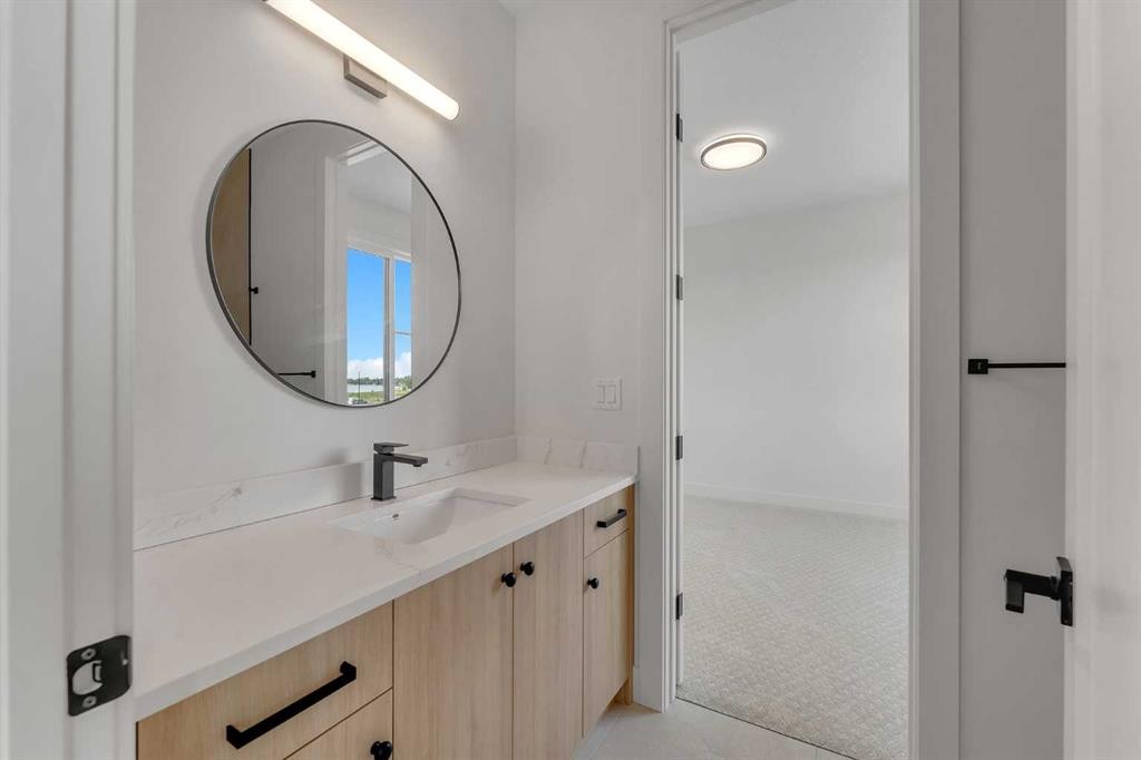 99 South Shore Road, Chestermere, AB - Indoor Photo Showing Bathroom