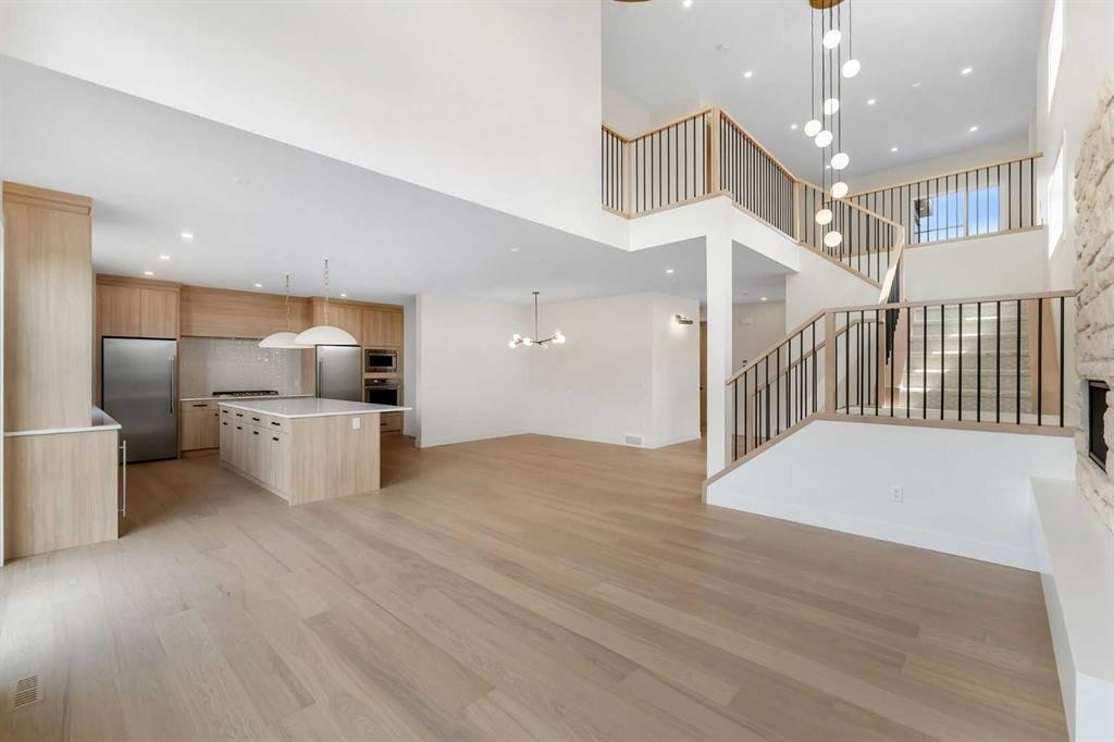 99 South Shore Road, Chestermere, AB - Indoor