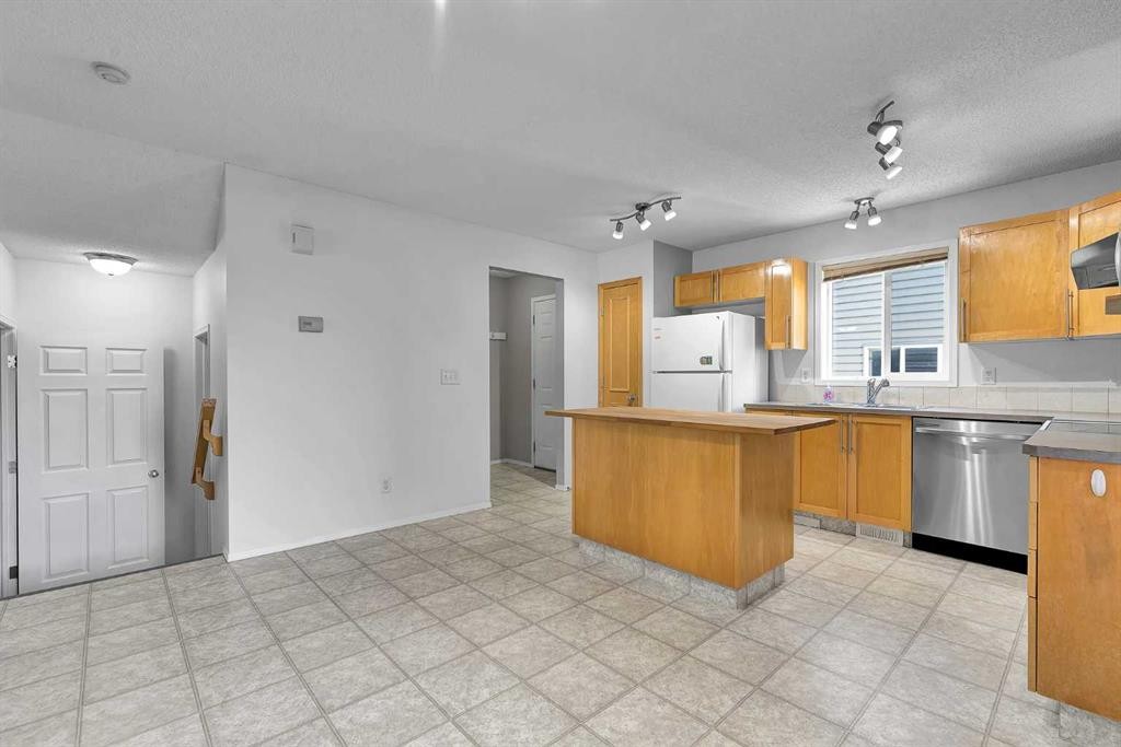 203 Covemeadow Crescent, Calgary, AB
