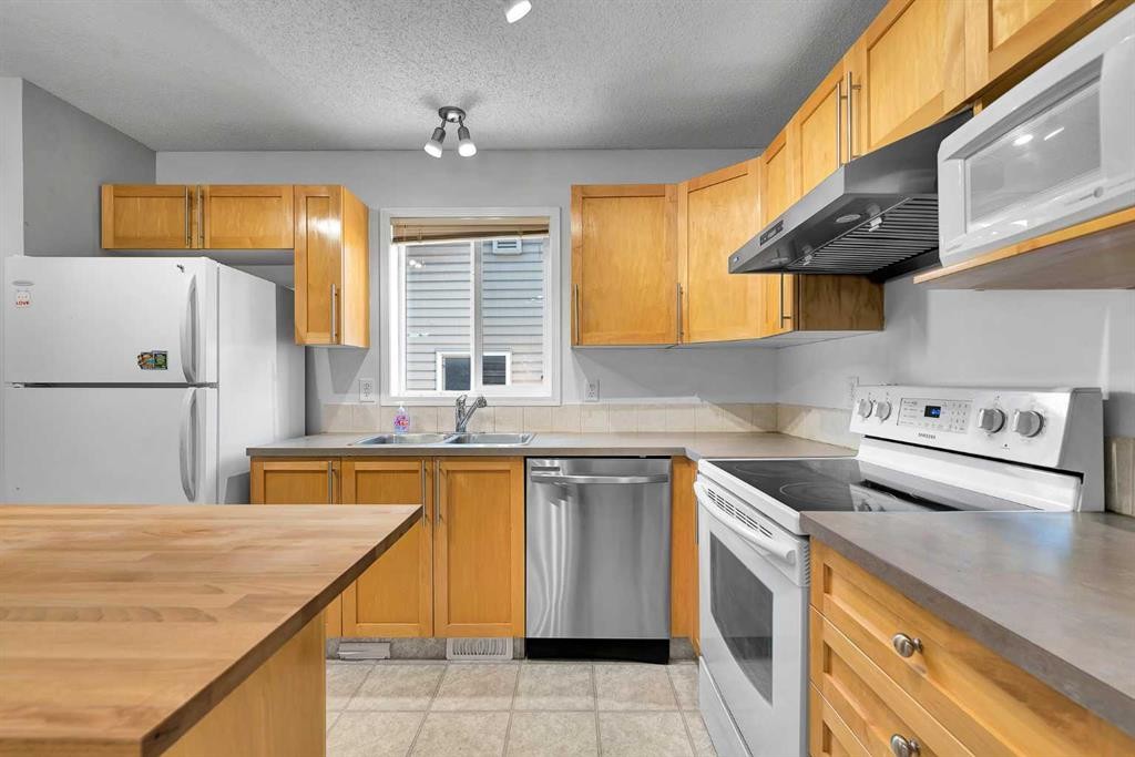 203 Covemeadow Crescent, Calgary, AB