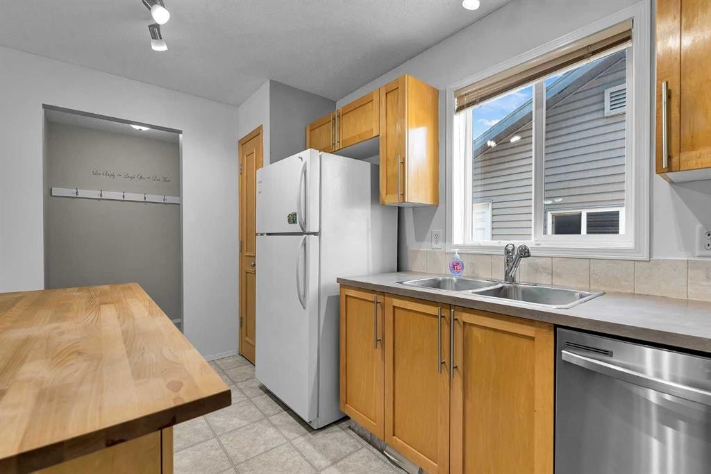 203 Covemeadow Crescent, Calgary, AB