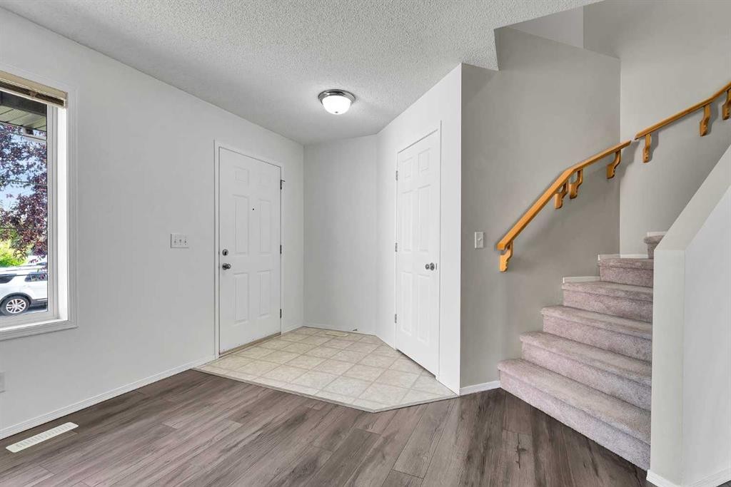 203 Covemeadow Crescent, Calgary, AB