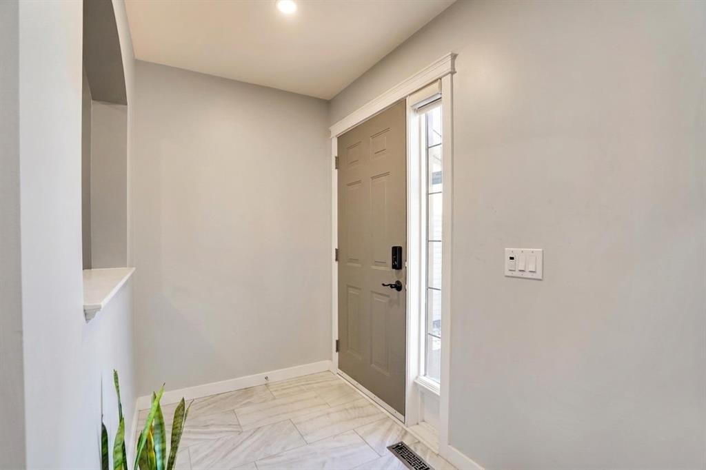 91 Copperstone Gate Se, Calgary, AB