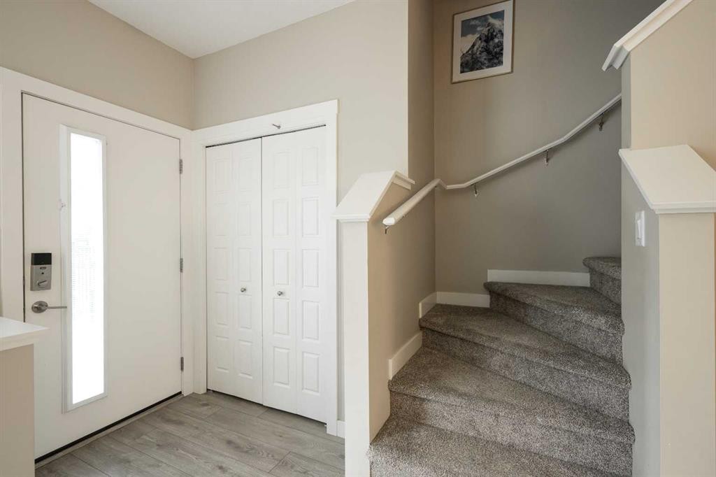 156 Livingston Common Ne, Calgary, AB - Indoor Photo Showing Other Room