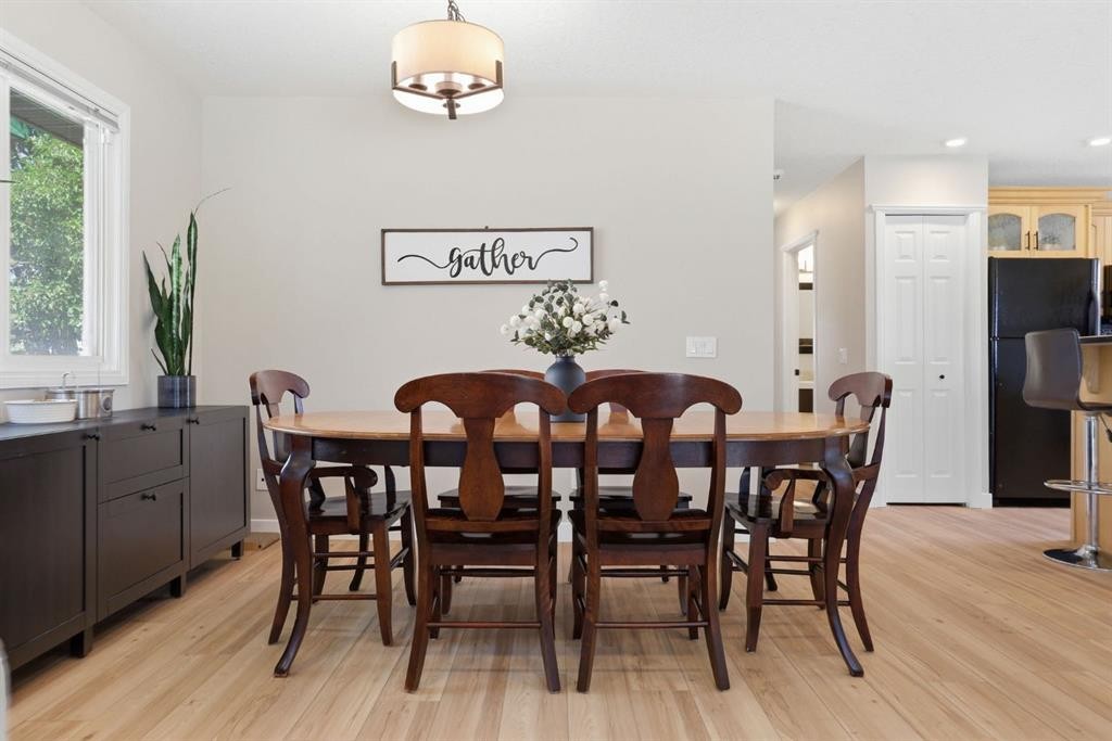 312 Penworth Way Se, Calgary, AB